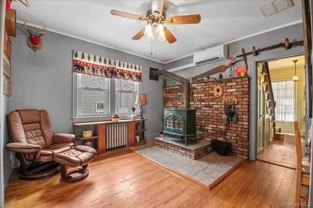 $749,000 | 88 Coles Street, Glen Cove, NY 11542