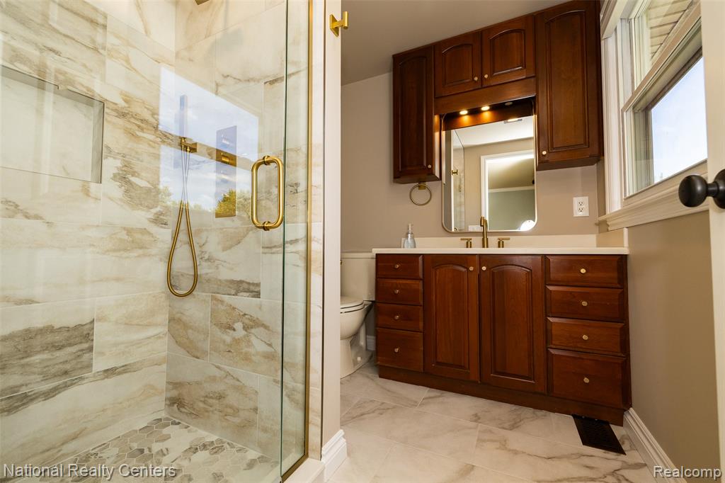 2875 West Wattles Road Troy, MI 48098 - Photo 30 of 39 Gallery Image 30