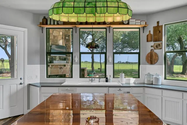 $1,100,000 | 11501 Wind Hollow Court, Tolar, TX 76476