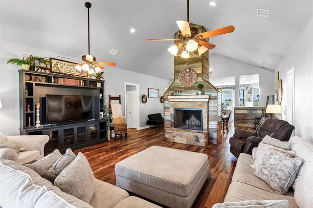 $1,100,000 | 11501 Wind Hollow Court, Tolar, TX 76476