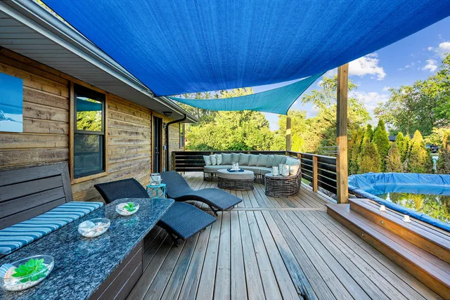 $539,900 | 16W639 Red Oak Avenue, Bensenville, IL 60106