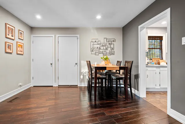 $539,900 | 16W639 Red Oak Avenue, Bensenville, IL 60106