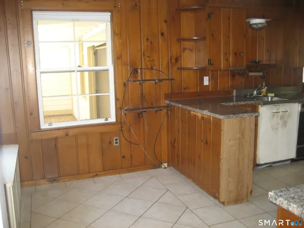 $370,000 | 236 Harland Road, Norwich, CT 06360