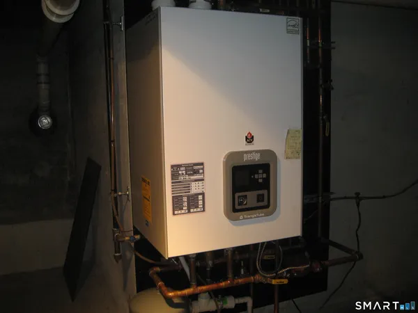 $370,000 | 236 Harland Road, Norwich, CT 06360