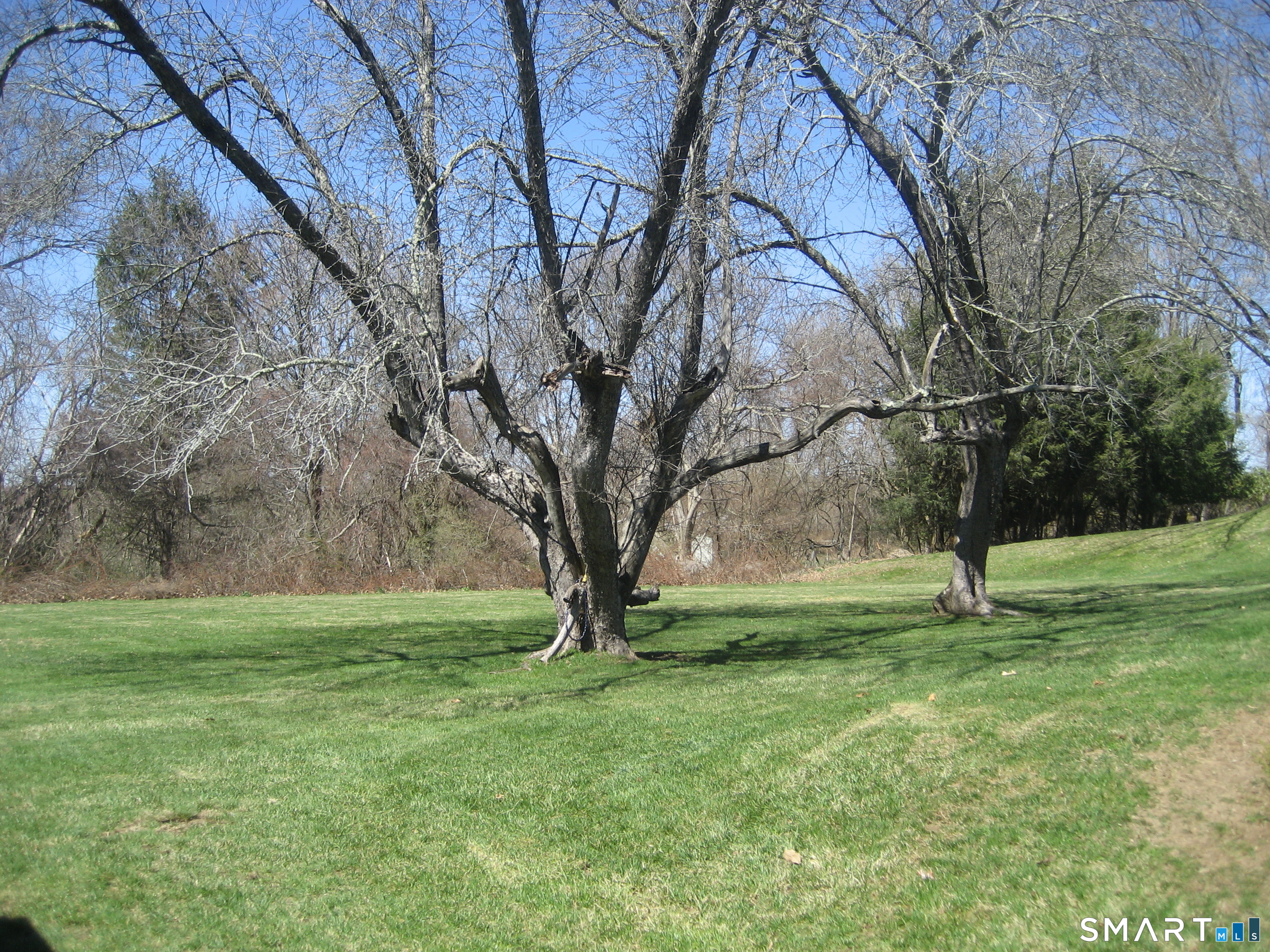 236 Harland Road Norwich, CT 06360 - Photo 4 of 27