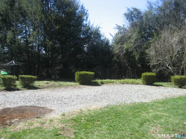 $370,000 | 236 Harland Road, Norwich, CT 06360