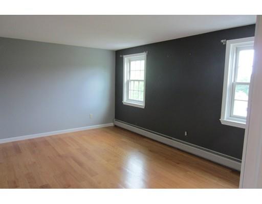 94 Tracy Road Dudley, MA 01571 - Photo 21 of 36 Gallery Image 21