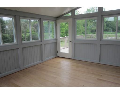 94 Tracy Road Dudley, MA 01571 - Photo 27 of 36 Gallery Image 27