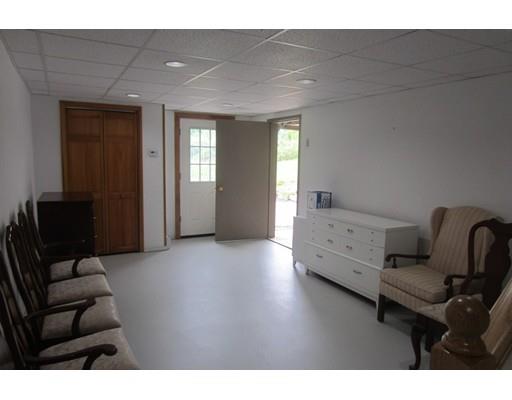 94 Tracy Road Dudley, MA 01571 - Photo 29 of 36 Gallery Image 29