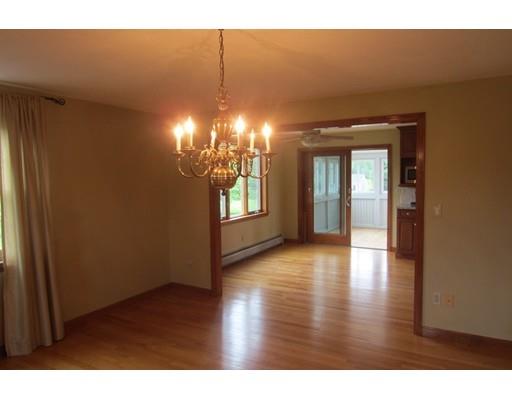 94 Tracy Road Dudley, MA 01571 - Photo 9 of 36 Gallery Image 9
