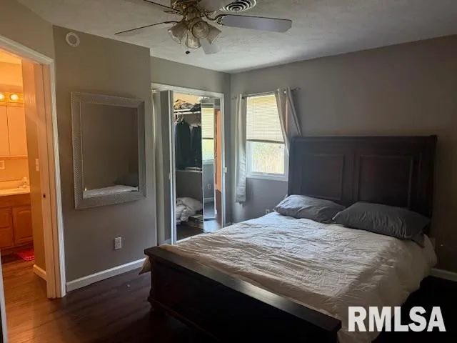 $219,000 | 401 East Cross Street, Herrin, IL 62948