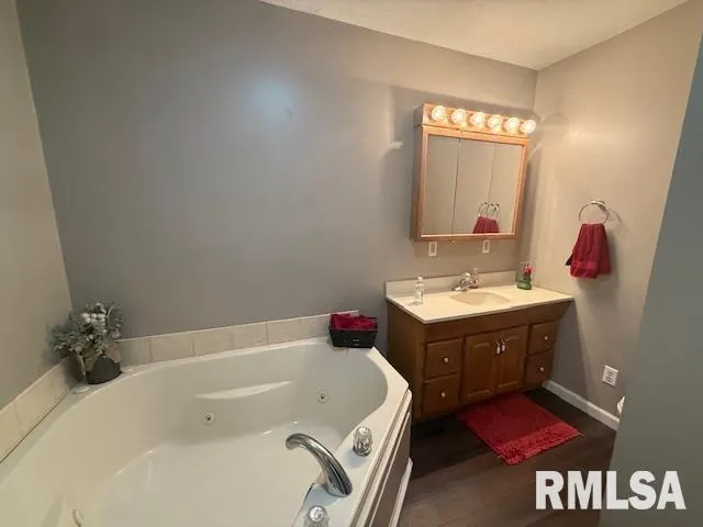 $219,000 | 401 East Cross Street, Herrin, IL 62948