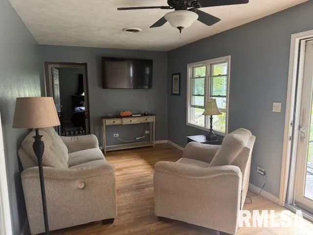 $219,000 | 401 East Cross Street, Herrin, IL 62948