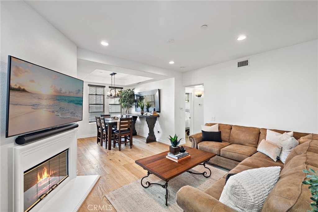 36 Valmont Way Ladera Ranch, CA 92694 - Photo 3 of 26