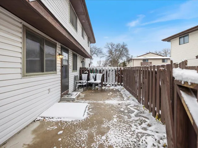 $180,000 | 6342 84th Court North, Brooklyn Park, MN 55445