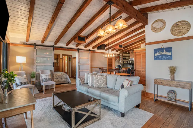 $1,200,000 | 520 East Huron Avenue, Folly Beach, SC 29439