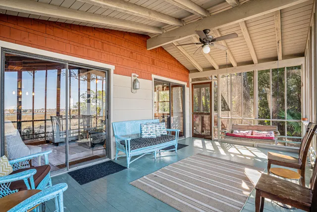 $1,200,000 | 520 East Huron Avenue, Folly Beach, SC 29439