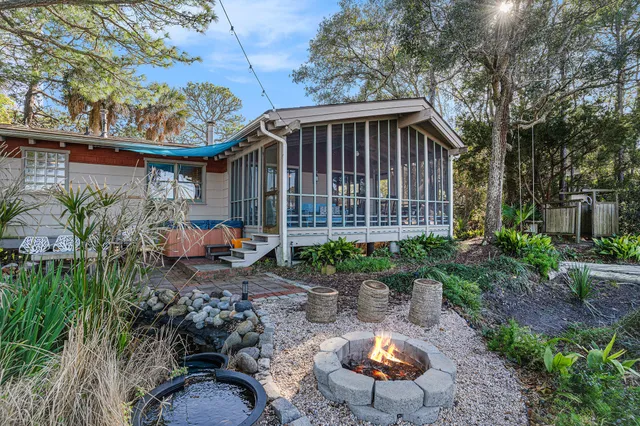 $1,200,000 | 520 East Huron Avenue, Folly Beach, SC 29439