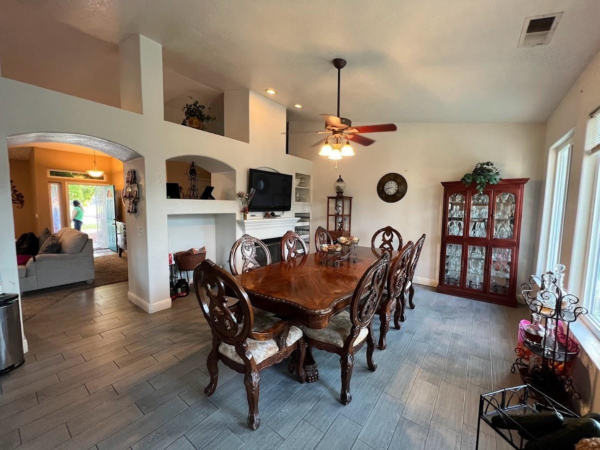 262 East Parlier Avenue Reedley, CA 93654 - Photo 7 of 16 Gallery Image 7