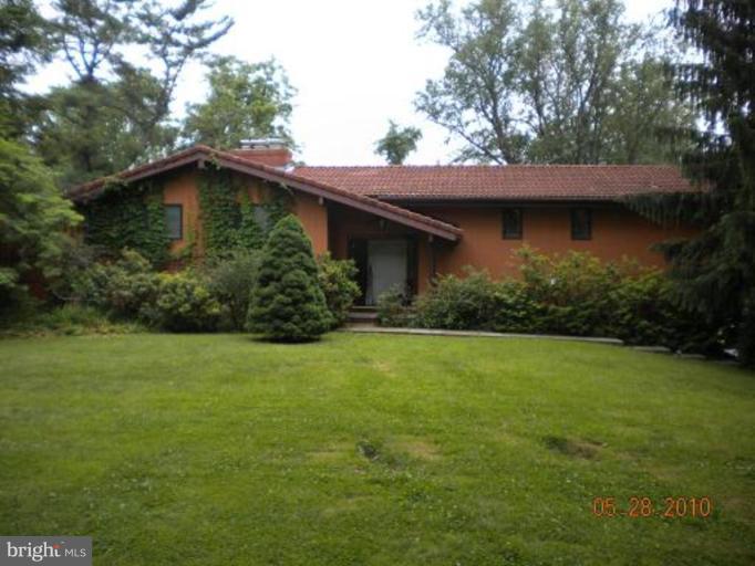 Exterior (Main)