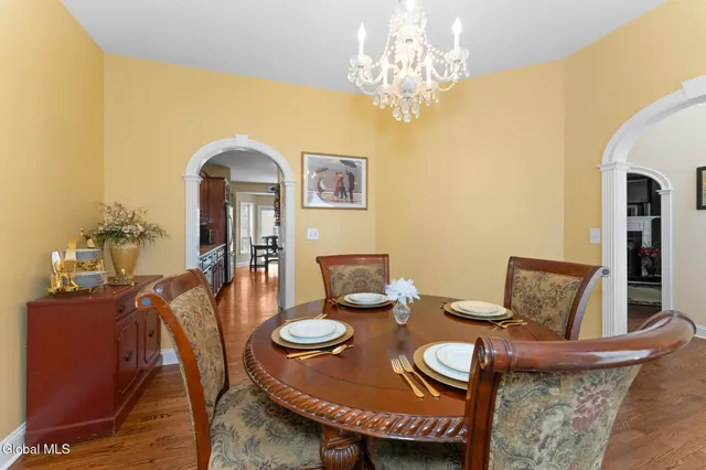 $599,900 | 2 Goldfield Lane, Clifton Park, NY 12148