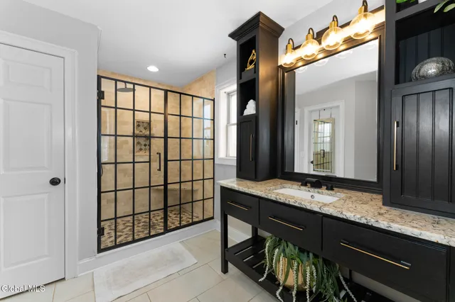 $599,900 | 2 Goldfield Lane, Clifton Park, NY 12148