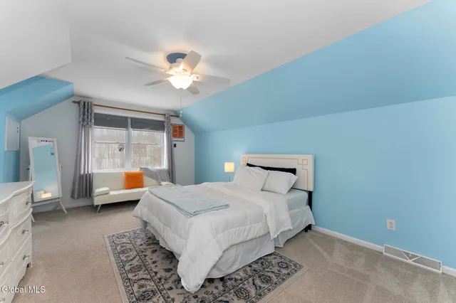 $599,900 | 2 Goldfield Lane, Clifton Park, NY 12148