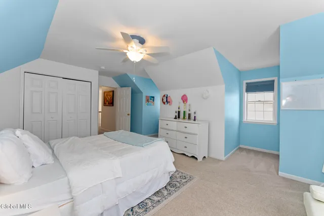 $599,900 | 2 Goldfield Lane, Clifton Park, NY 12148