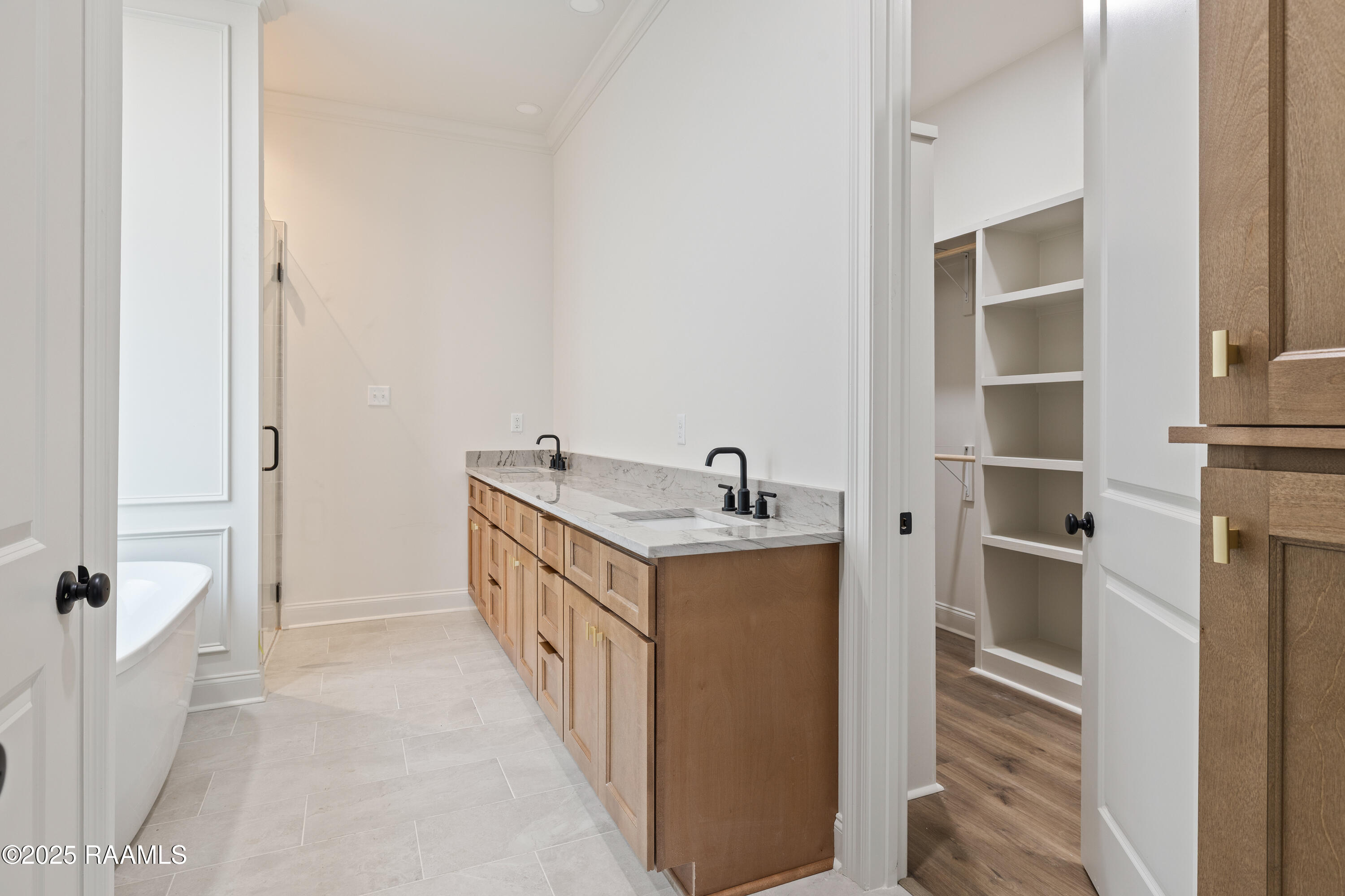 111 Porch View Drive Lafayette, LA 70508 - Photo 16 of 24 Primary Bathroom