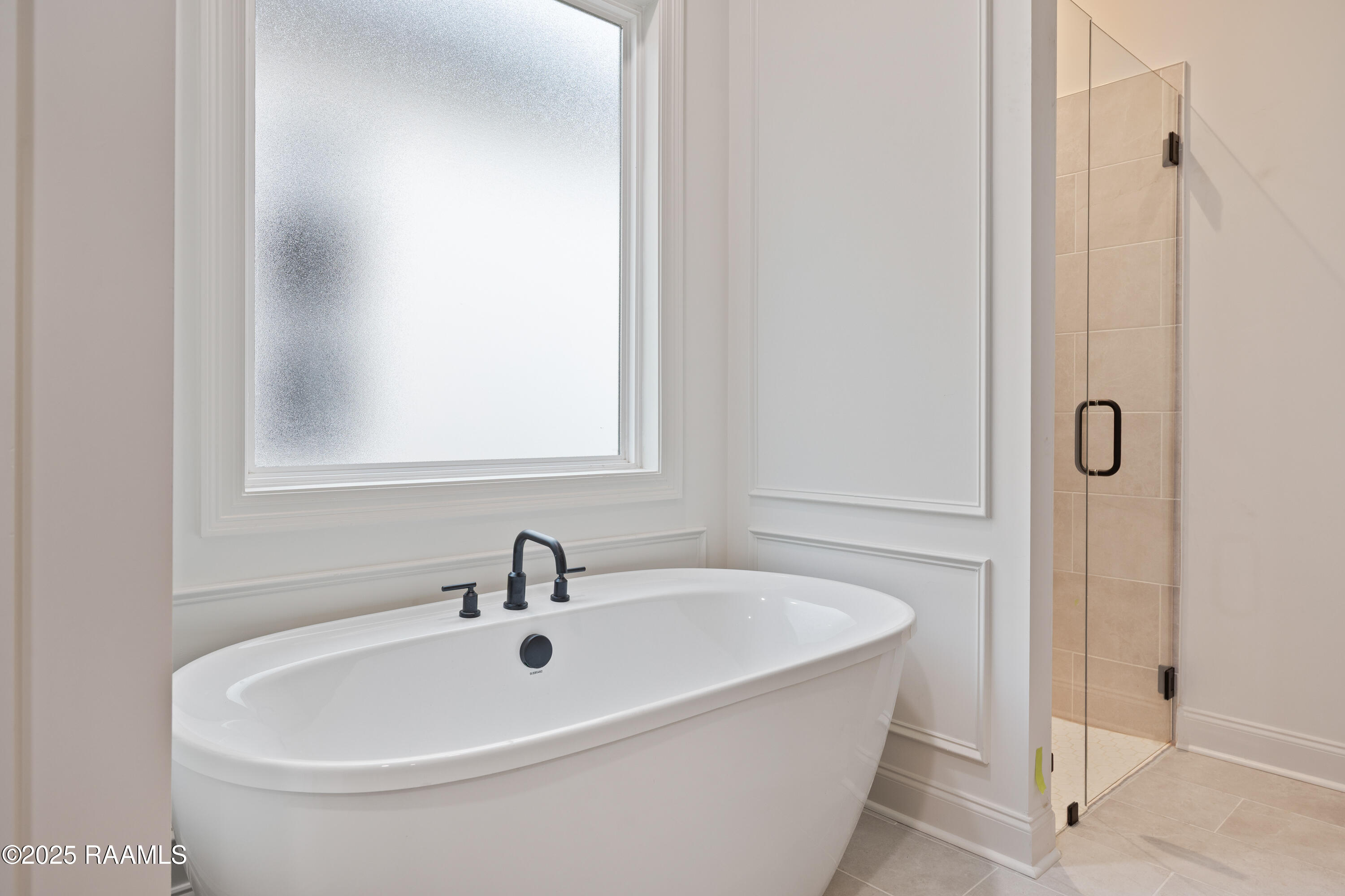 111 Porch View Drive Lafayette, LA 70508 - Photo 17 of 24 Primary Bathroom