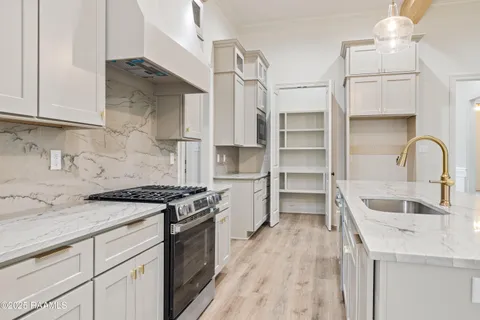 $411,000 | 111 Porch View Drive, Lafayette, LA 70508