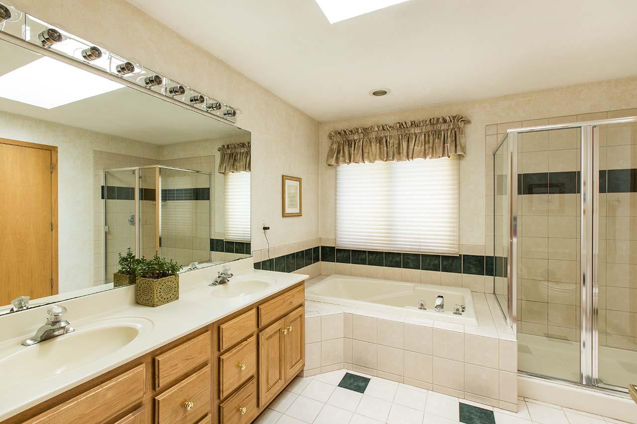 11766 Lerwick Road Caledonia, IL 61011 - Photo 8 of 25 Gallery Image 8