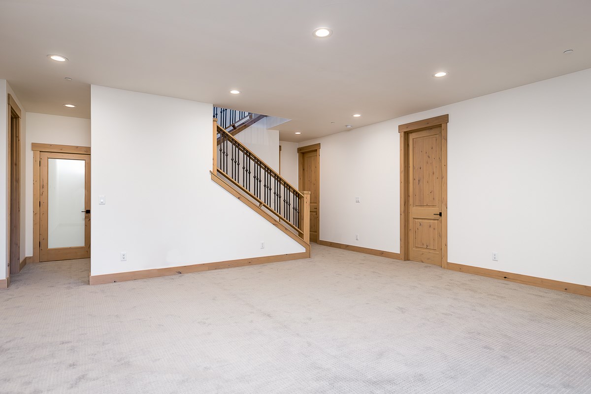 5849 Victoria Road Carnelian Bay, CA 96140 - Photo 11 of 14 Gallery Image 11