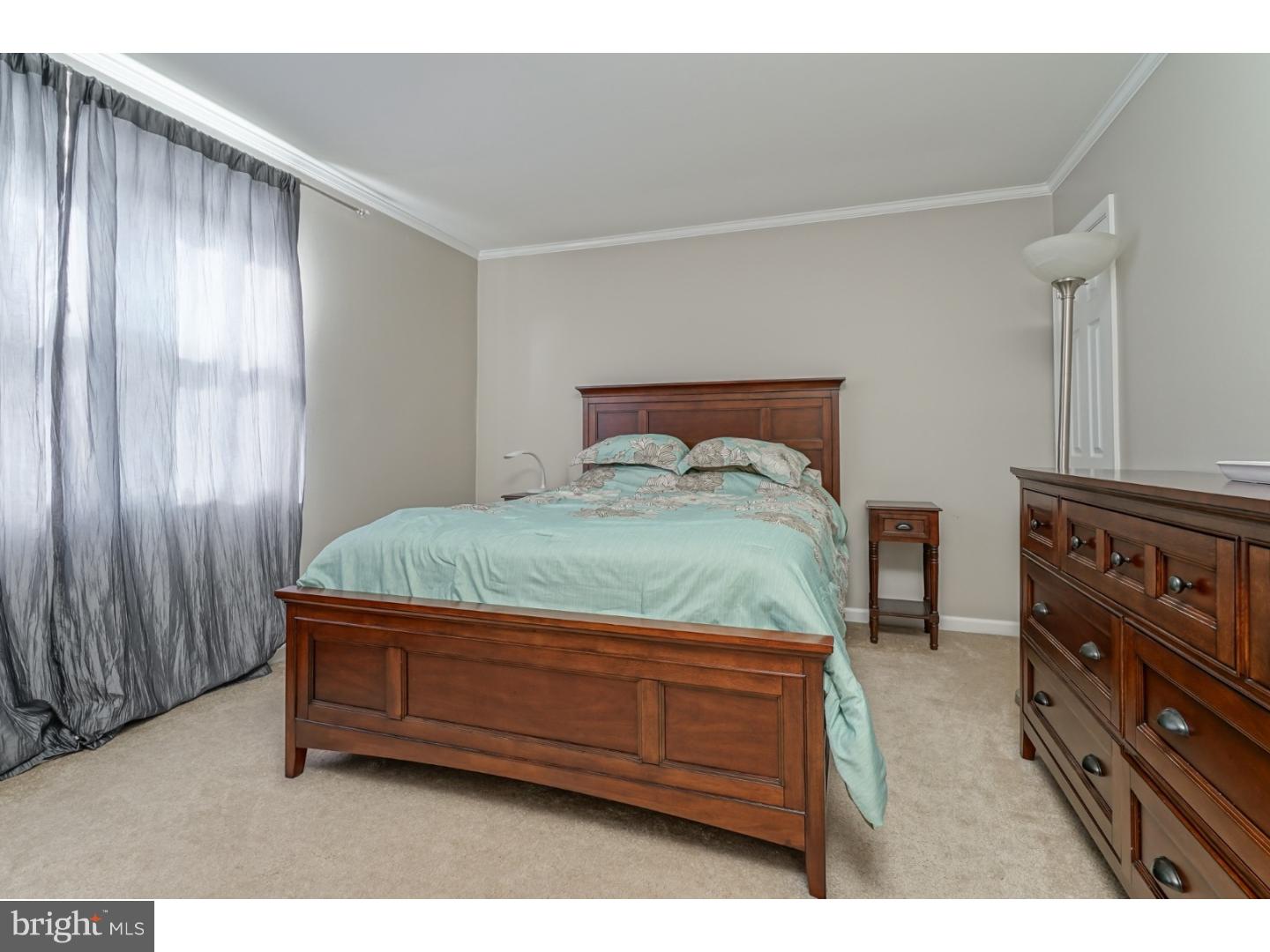 3574 Dows Road Philadelphia, PA 19154 - Photo 12 of 25 Bedroom - Main