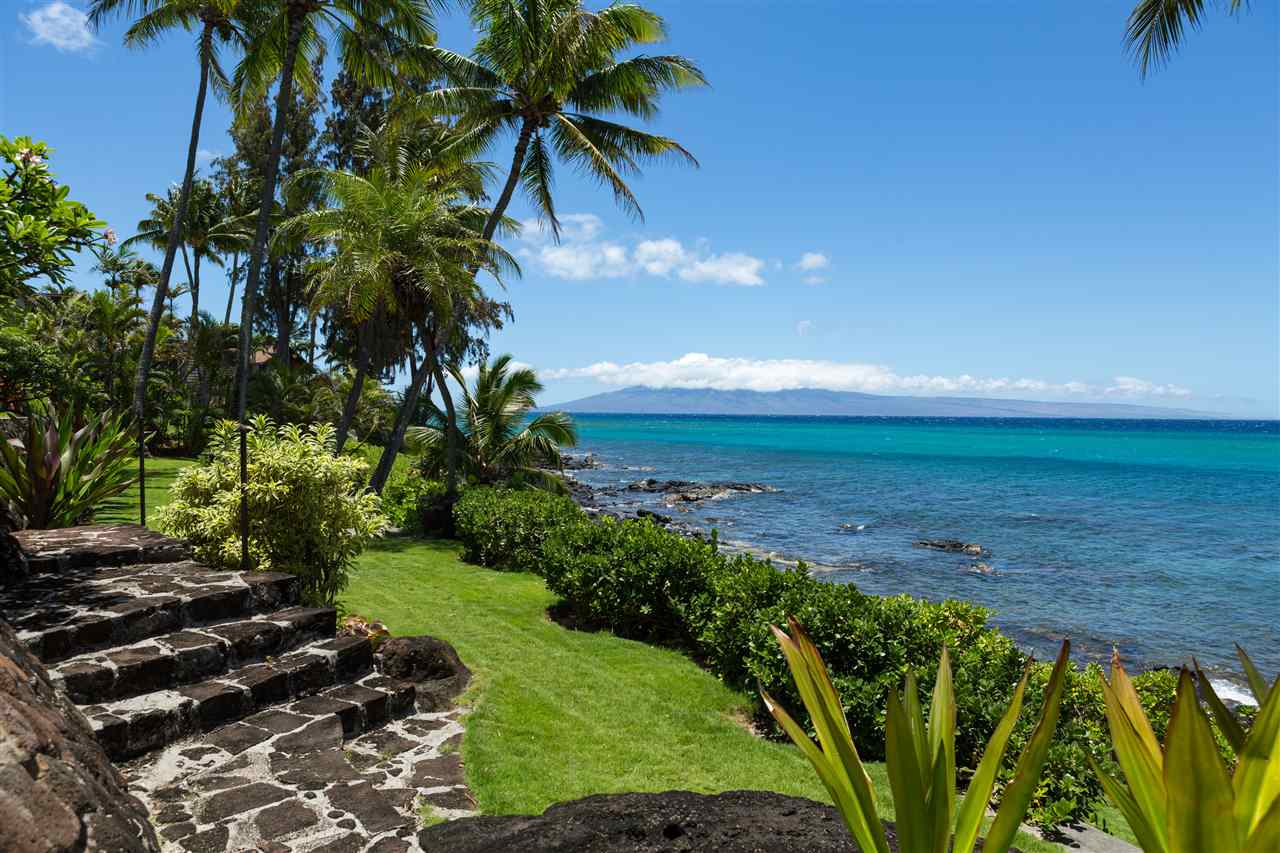 4025 Lower Honoapiilani Road Lahaina, HI 96761 - Photo 11 of 21 a view of an ocean and beach