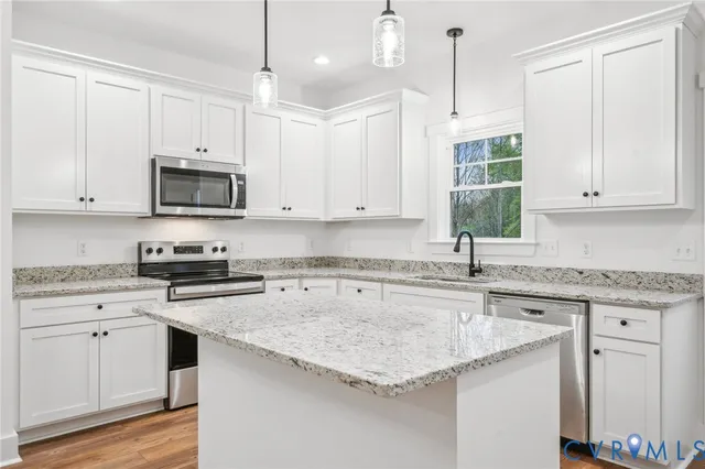 $579,950 | 2792 Perkinsville Road, Maidens, VA 23102