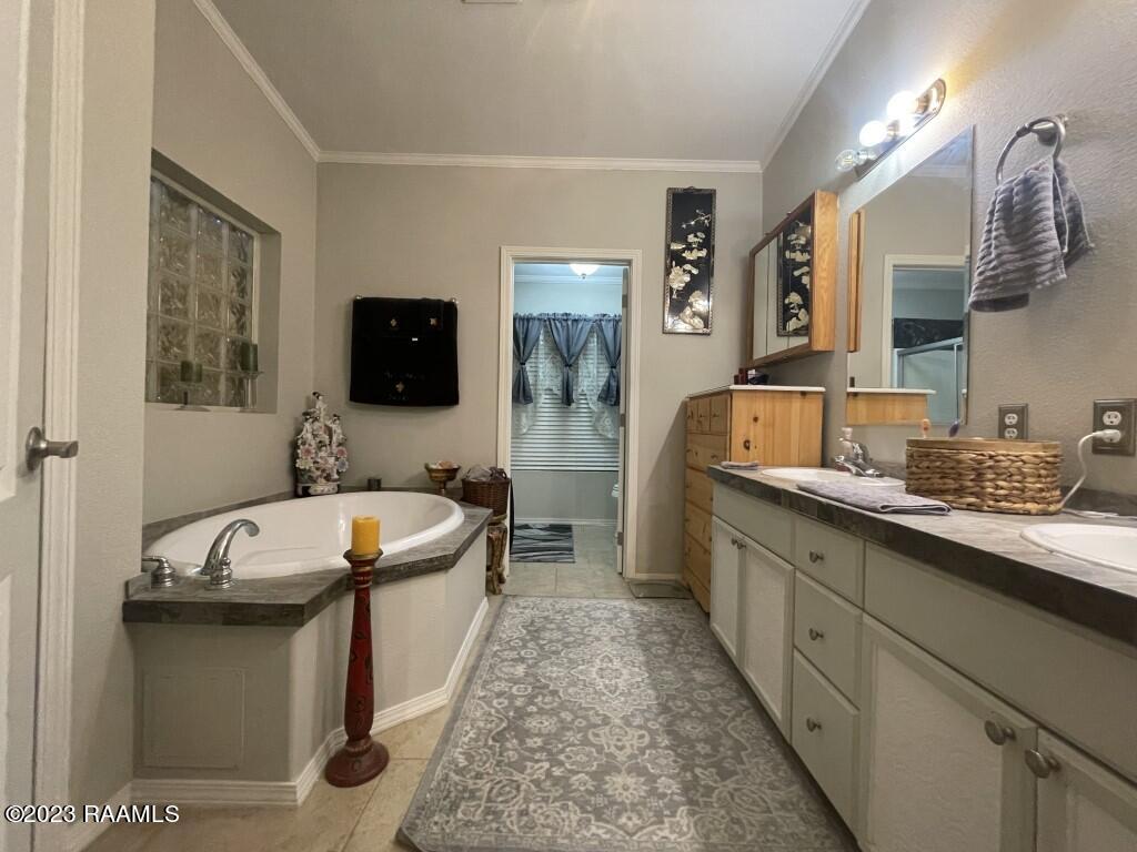 625 Hamm Street Franklin, LA 70538 - Photo 11 of 44 Photo Nov 03 2023, 10 57 49 AM (Medium)