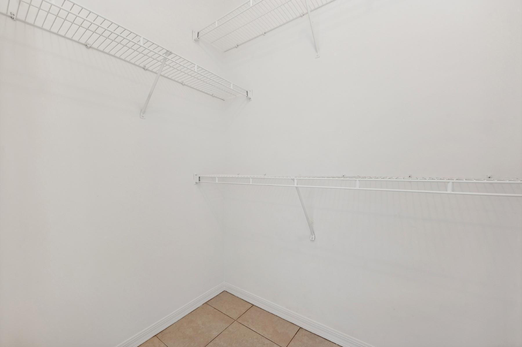 10348 Fox Trail Road South, Unit 508 West Palm Beach, FL 33411 - Photo 11 of 15 Photo 11