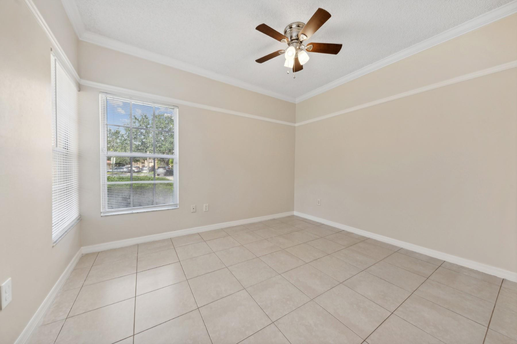 10348 Fox Trail Road South, Unit 508 West Palm Beach, FL 33411 - Photo 9 of 15 Photo 9