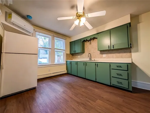 $1,450 | 1425 Manville Road, Unit 2, Woonsocket, RI 02895