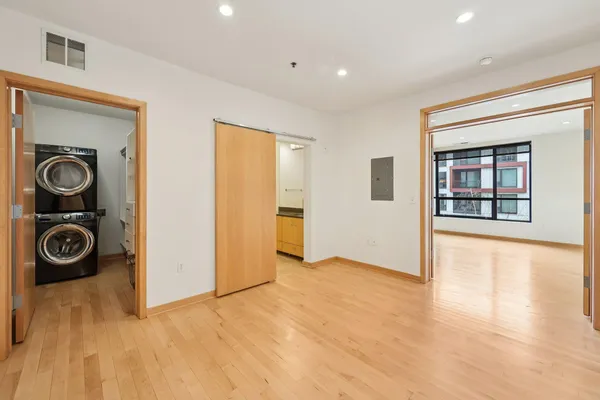 $324,900 | 3104 West Lake Street, Unit 306, Minneapolis, MN 55416