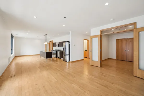$324,900 | 3104 West Lake Street, Unit 306, Minneapolis, MN 55416