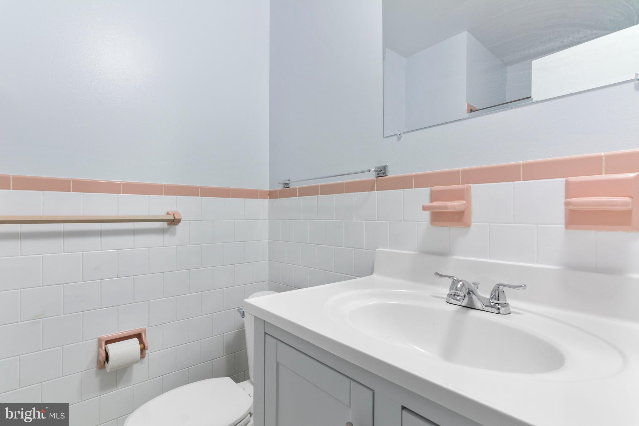 540 Maple Ridge Lane Odenton, MD 21113 - Photo 23 of 30 Bath