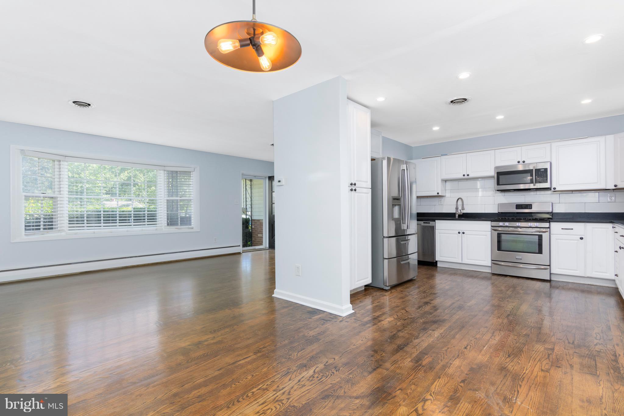 540 Maple Ridge Lane Odenton, MD 21113 - Photo 9 of 30 Dining Room