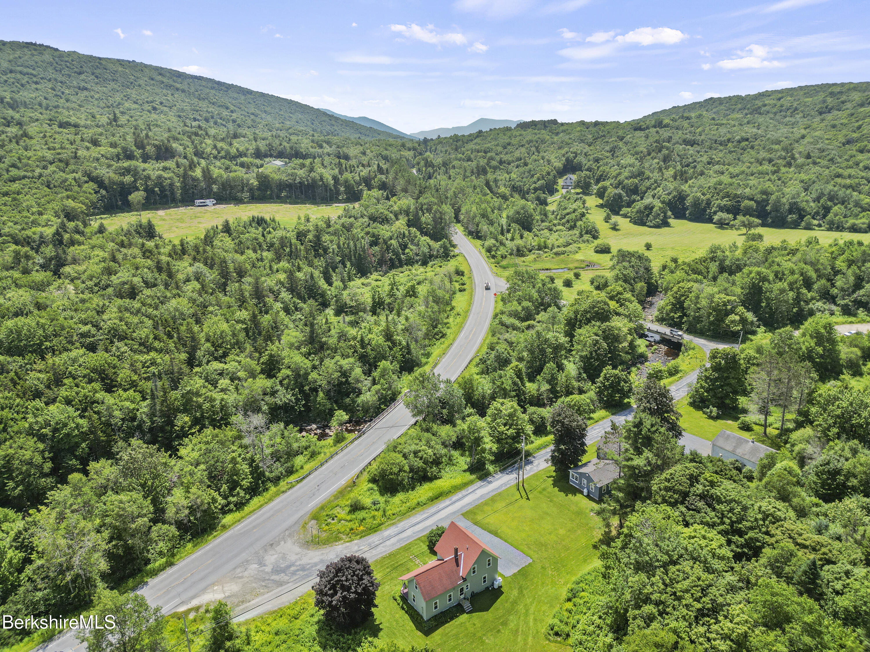 141 Williams Road Readsboro, VT 05350 - Photo 5 of 26 Looking South