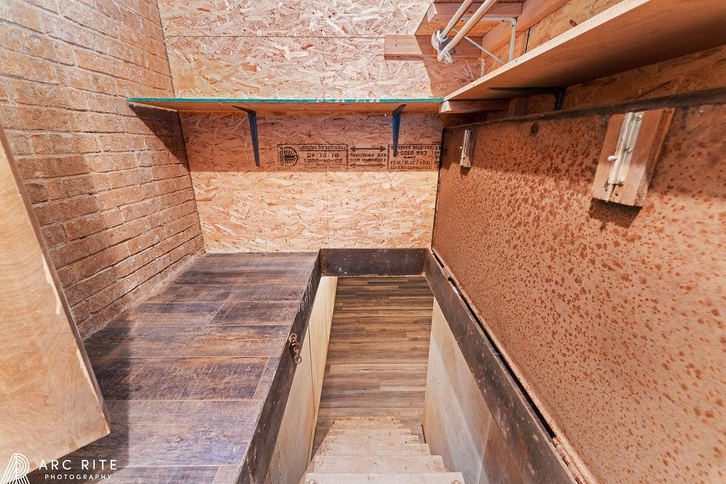2123 North Cypress Road Lubbock, TX 79403 - Photo 20 of 22 a view of wooden balcony