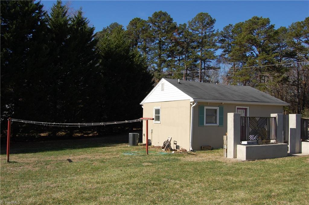 5255 Lone Oak Road Pfafftown, NC 27040 - Photo 11 of 12 Gallery Image 11