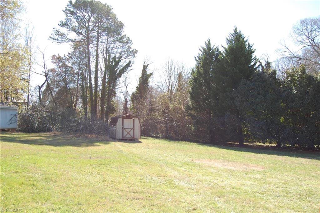 5255 Lone Oak Road Pfafftown, NC 27040 - Photo 10 of 12 Gallery Image 10