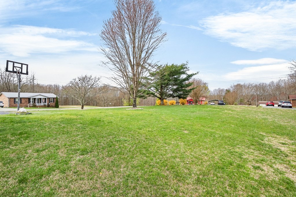 2418 Amber Meadows Road Cookeville, TN 38506 - Photo 33 of 45