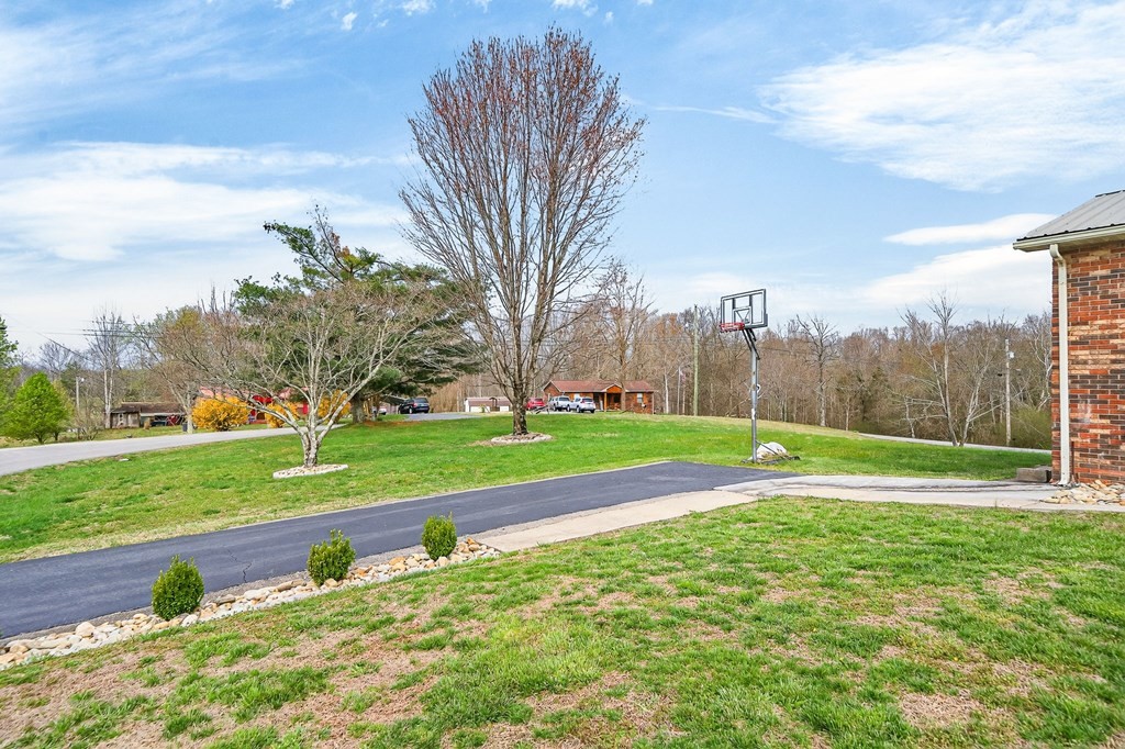 2418 Amber Meadows Road Cookeville, TN 38506 - Photo 34 of 45